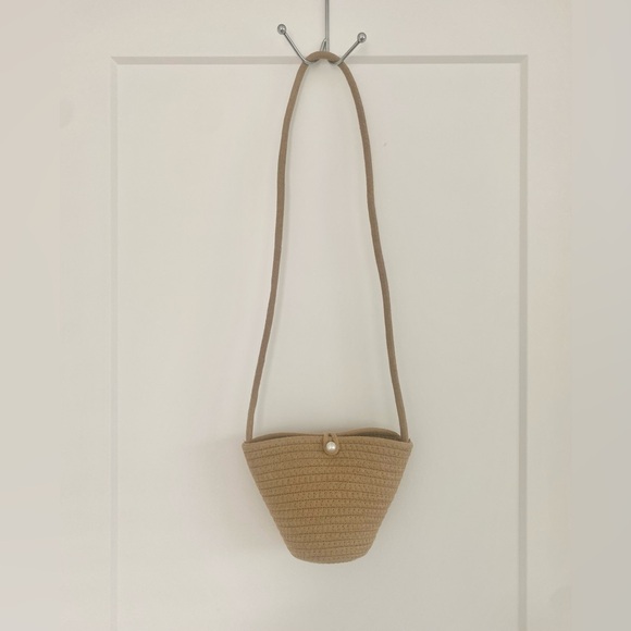 New handmade cross bags (available in multiple colors) - Picture 6 of 10